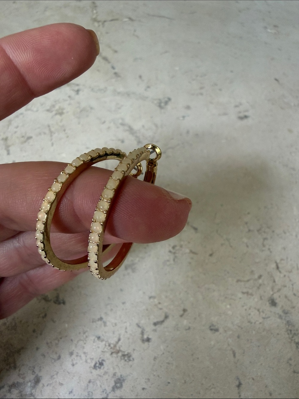 EUC SPARTINA 449 Gold Hoop Earrings with Cream Pearl Accents